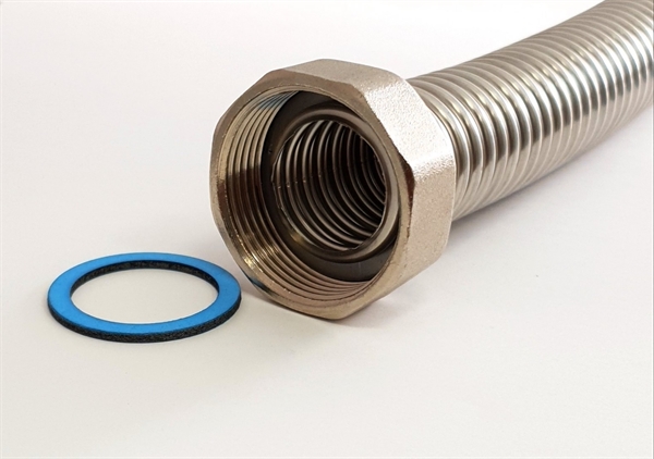 2 1/2" Edelstahlwellrohr DN50 fertig montiert mit beidseitig 2 1/2" Überwurfmutter